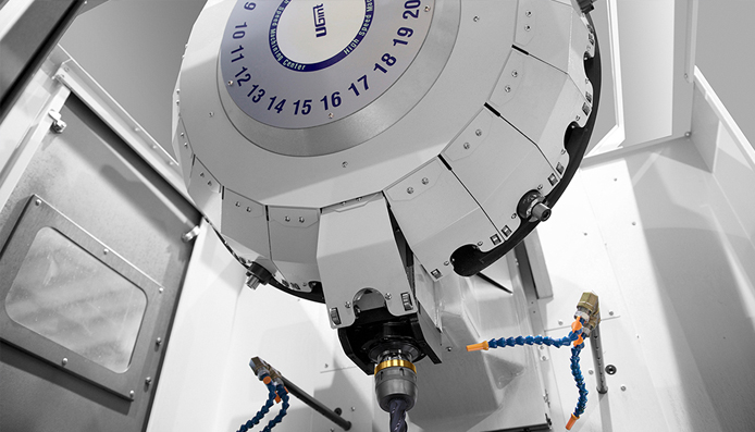 配置獨立研發(fā)的刀庫